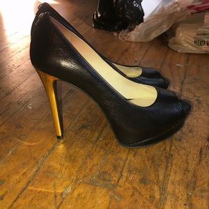 Michael Kors Black Pebble Leather Gold Stilettos Platform Peeptoe Pump Heel Shoe